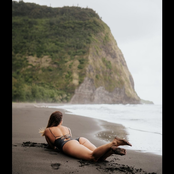 acacia swimwear Other - New acacia kokomo TLH exclusive storm one-piece P